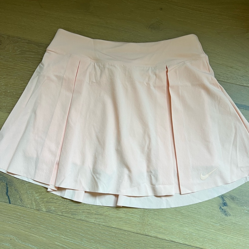 NWT! Nike pink pleated tennis skirt with built in shorts